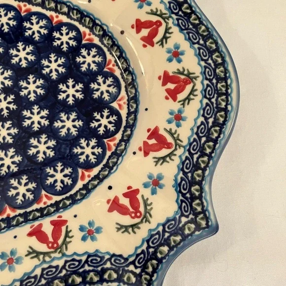 Boleslawiec Polish Pottery Scallop Platter UNIKAT Snowflake Bells Holiday 12x17 - Picture 5 of 7